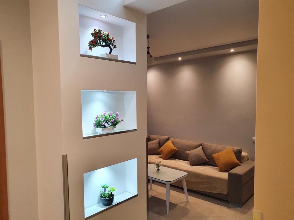 Queen Isabella Premium Hotell Vlorë Exteriör bild