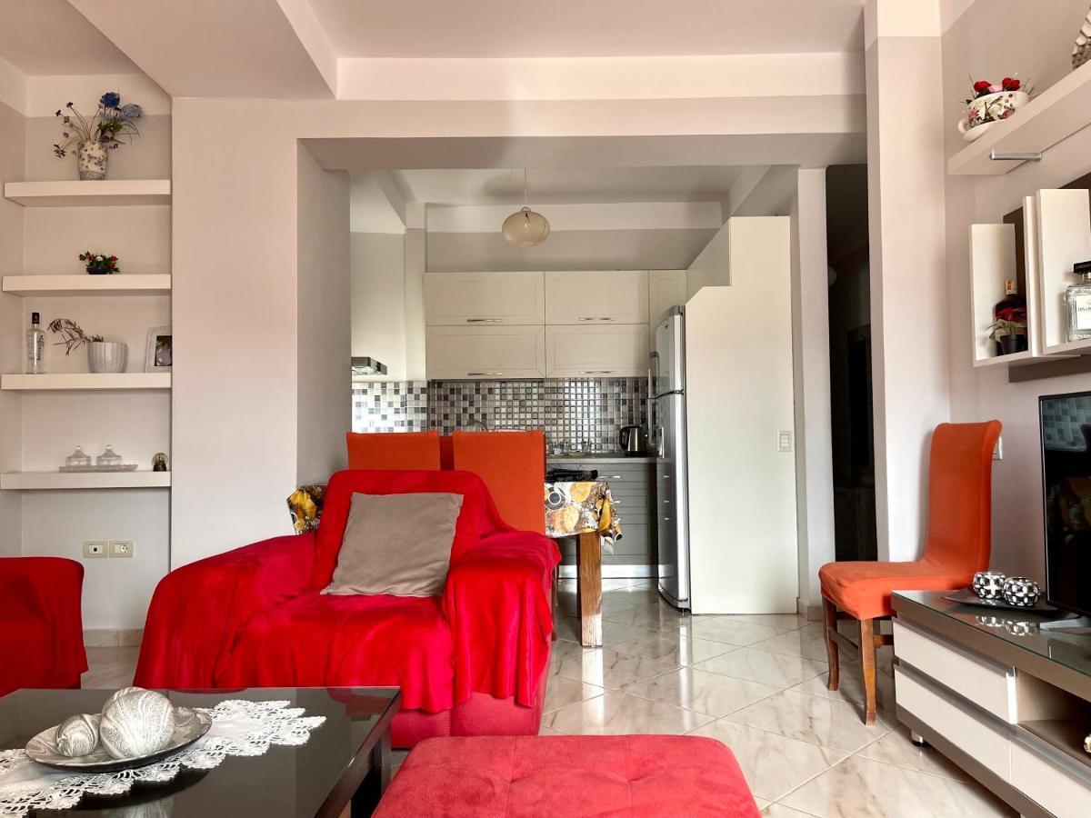 Queen Isabella Premium Hotell Vlorë Exteriör bild